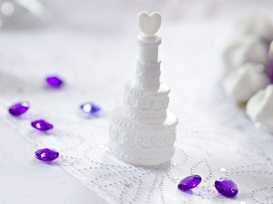 Bublifuk ve tvaru svatebního dortu